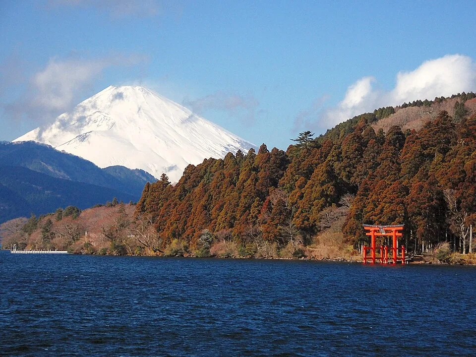 Jezero Ashi a hora Fuji Hakone